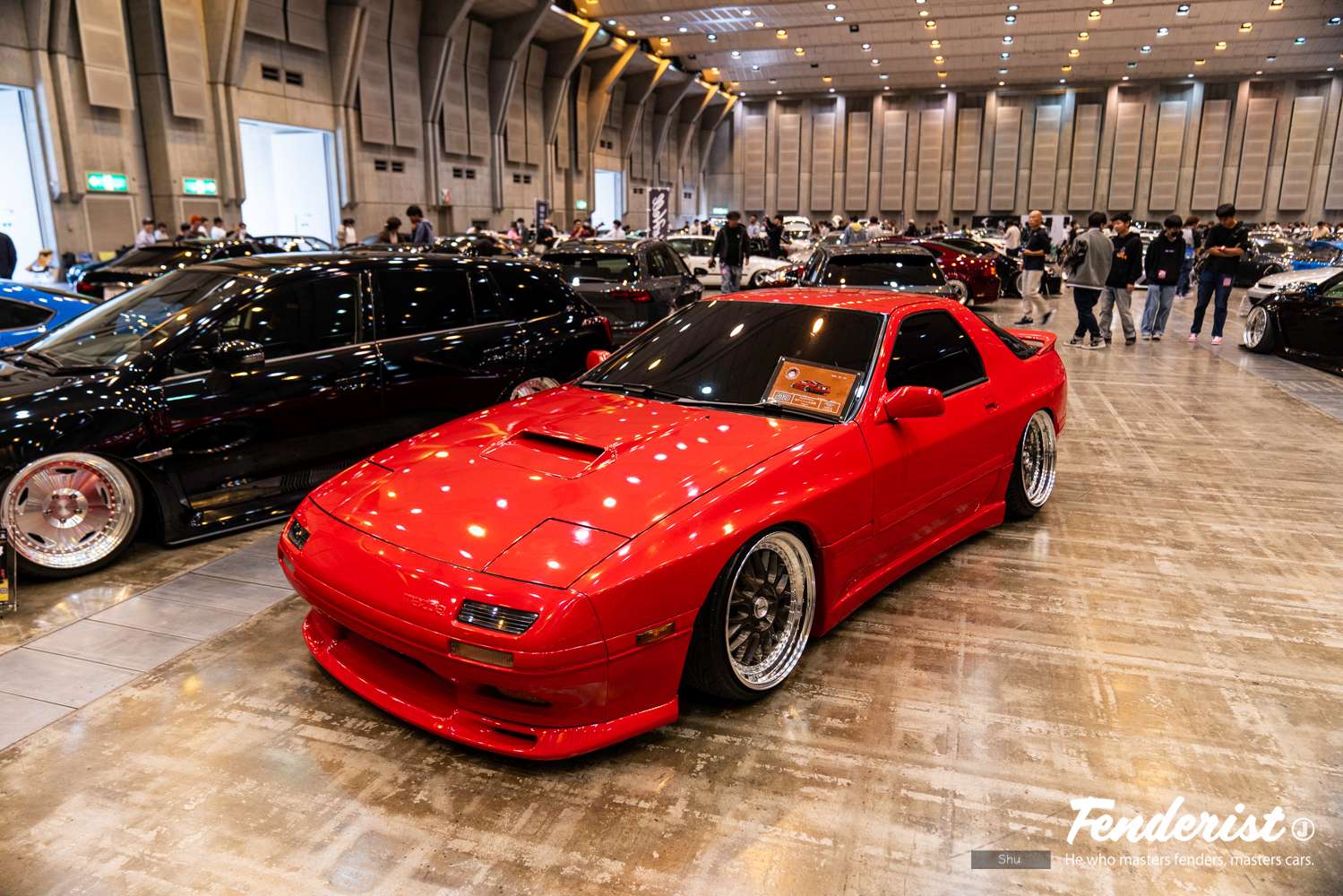 FENDERIST JAPAN spin-off event “FIXWELL” report. Cars and motorcycles on display.