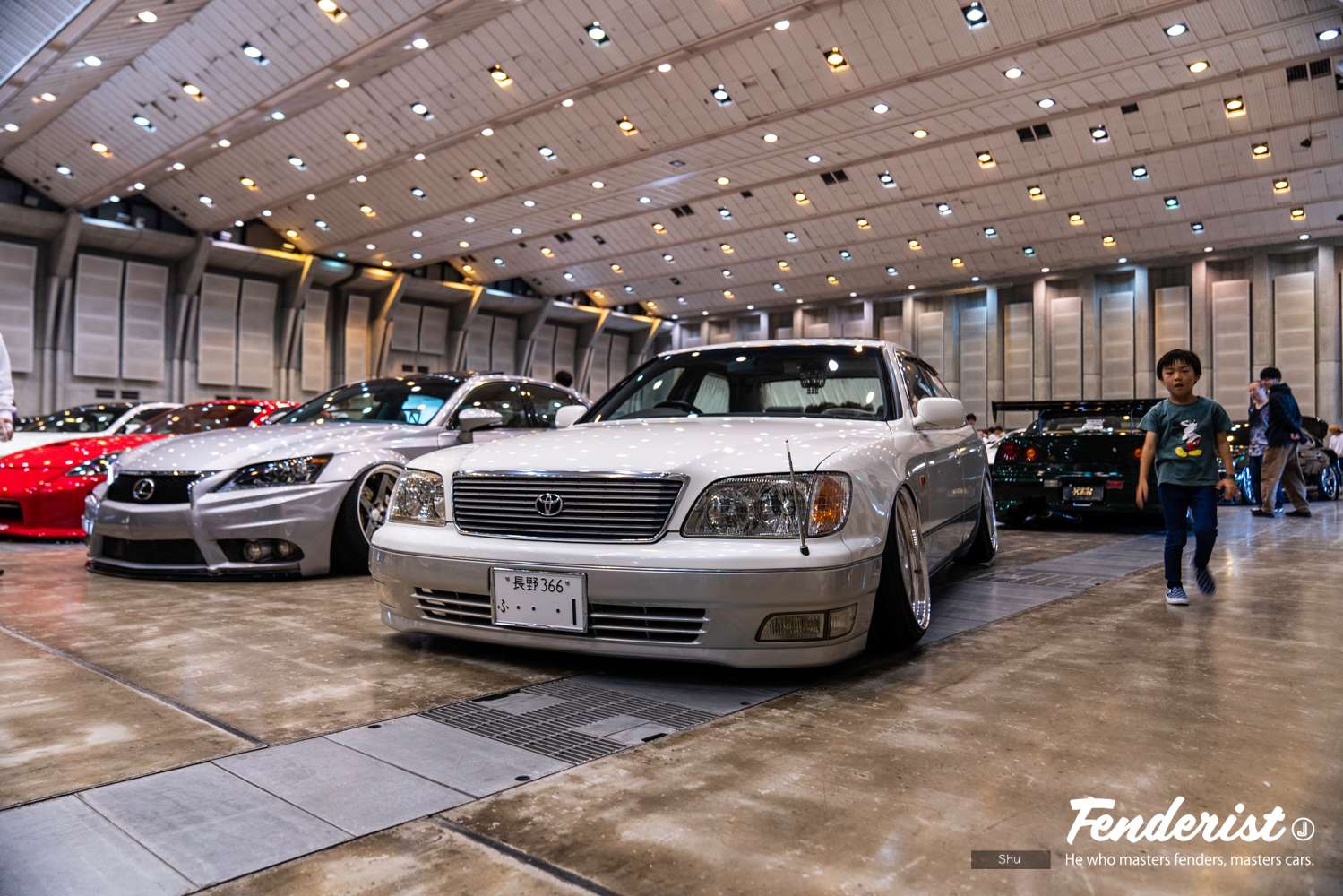 FENDERIST JAPAN spin-off event “FIXWELL” report. Cars and motorcycles on display.