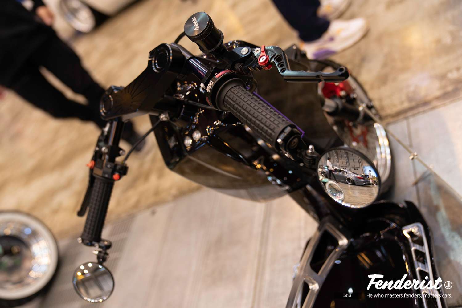 FENDERIST JAPAN spin-off event “FIXWELL” report. Cars and motorcycles on display.