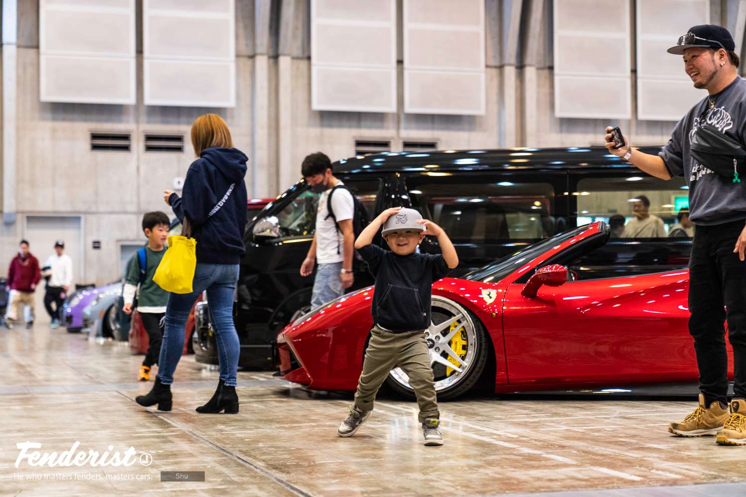 FENDERIST JAPAN spin-off event “FIXWELL” report. Cars and motorcycles on display.