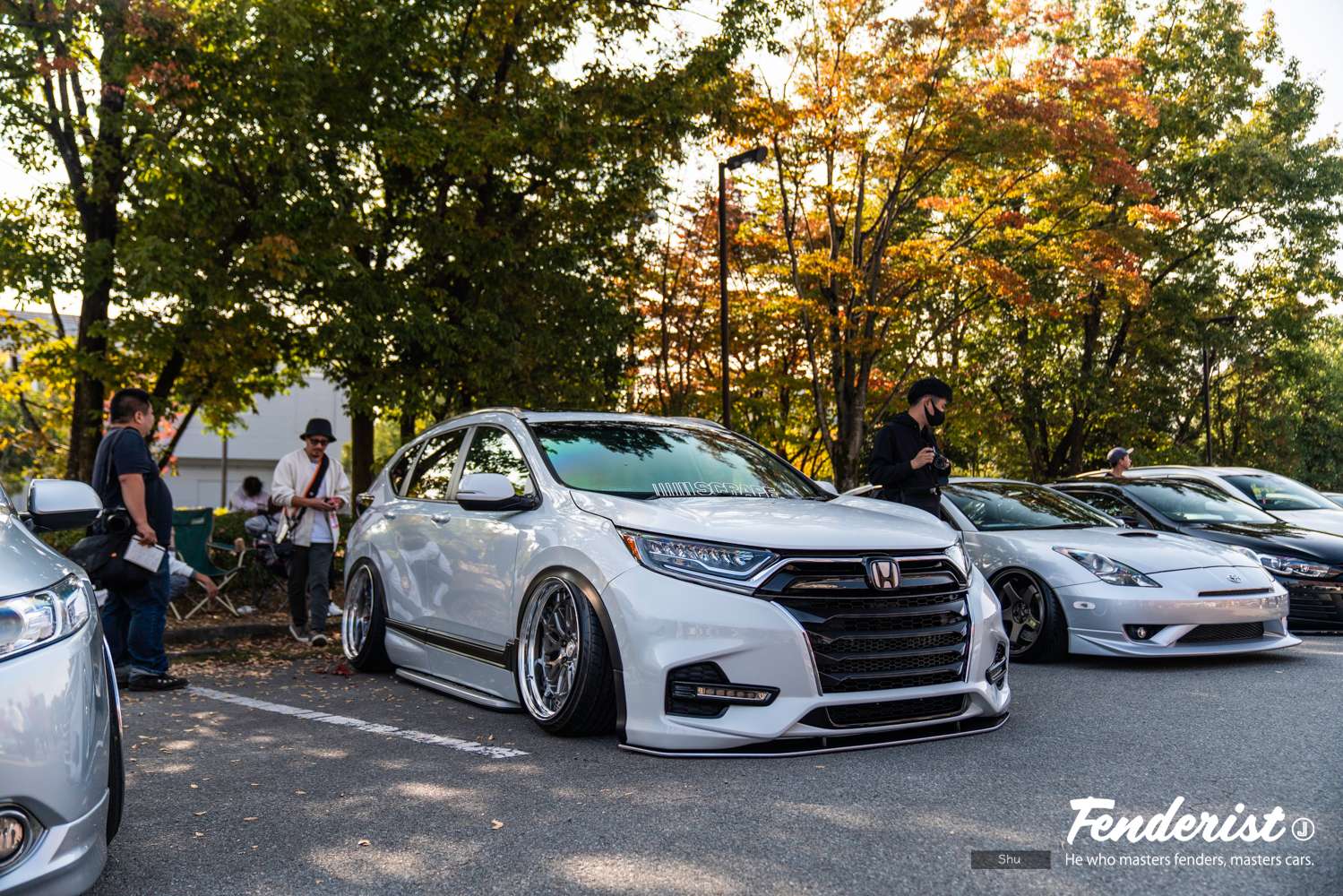 FENDERIST JAPAN spin-off event “FIXWELL” report. Cars and motorcycles on display.