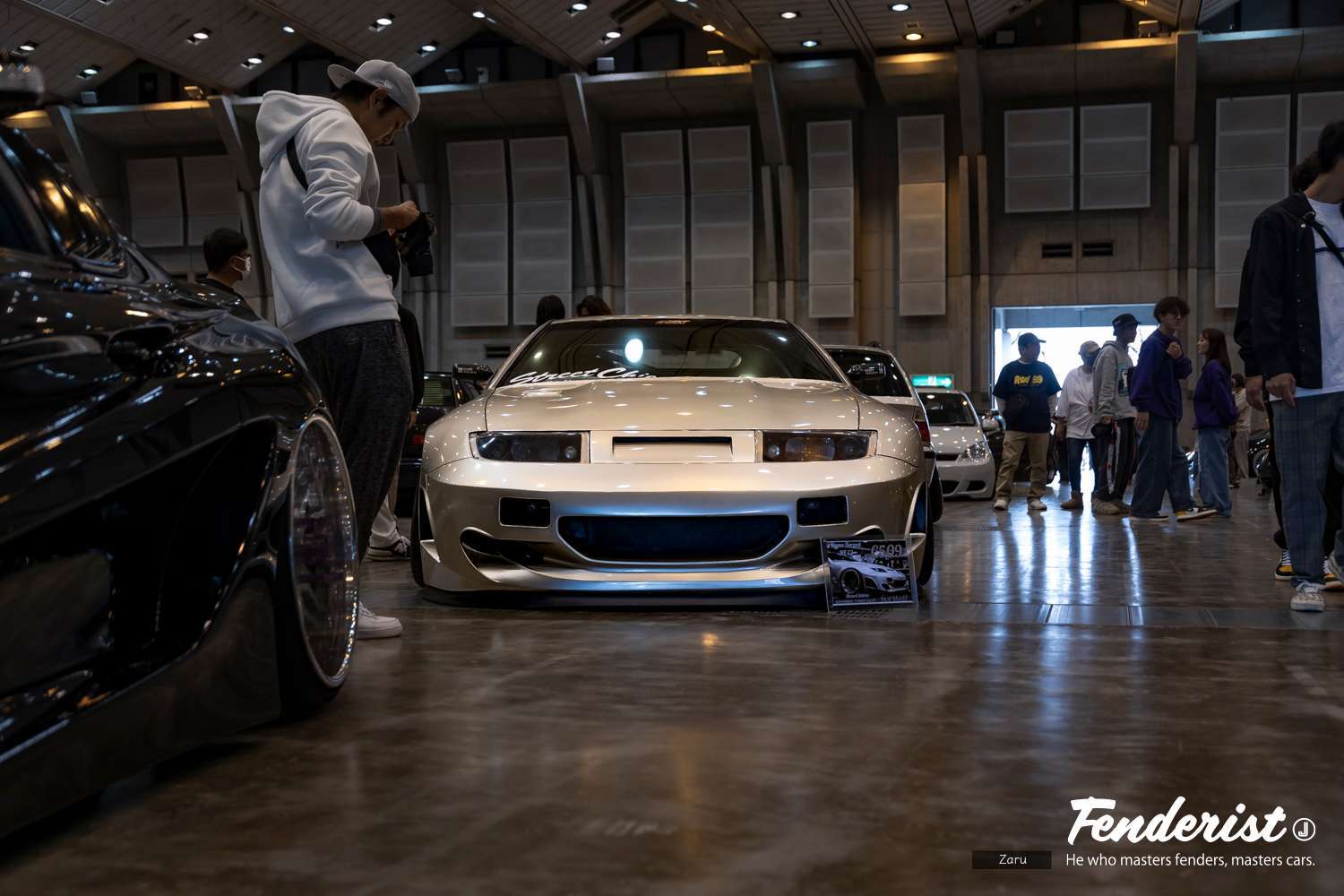 FENDERIST JAPAN spin-off event “FIXWELL” report. Cars and motorcycles on display.