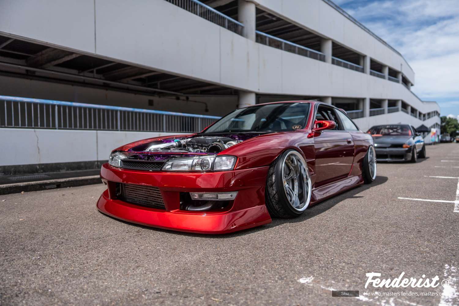 Custom car battle BURN held at FENDERIST