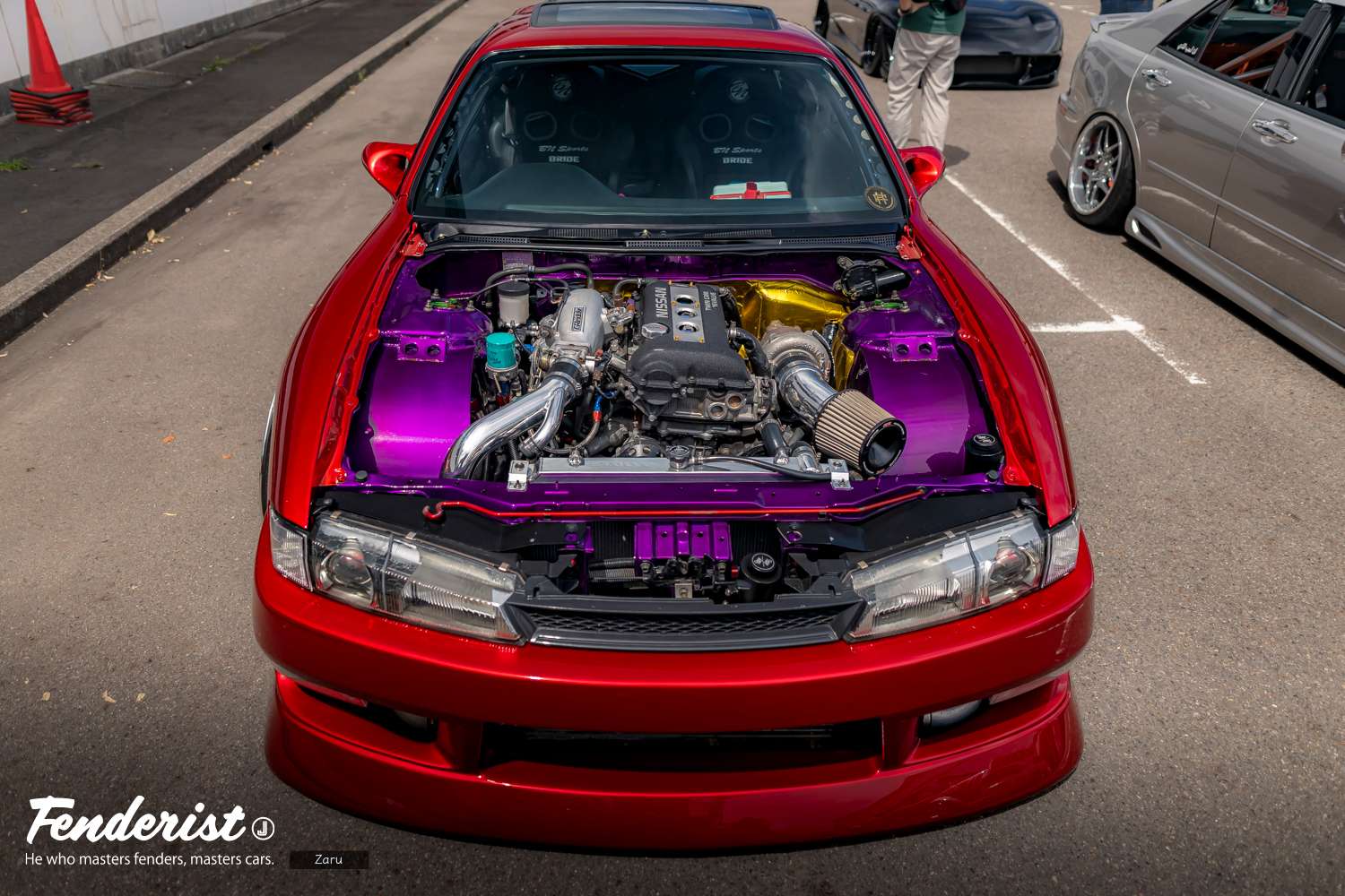 Custom car battle BURN held at FENDERIST